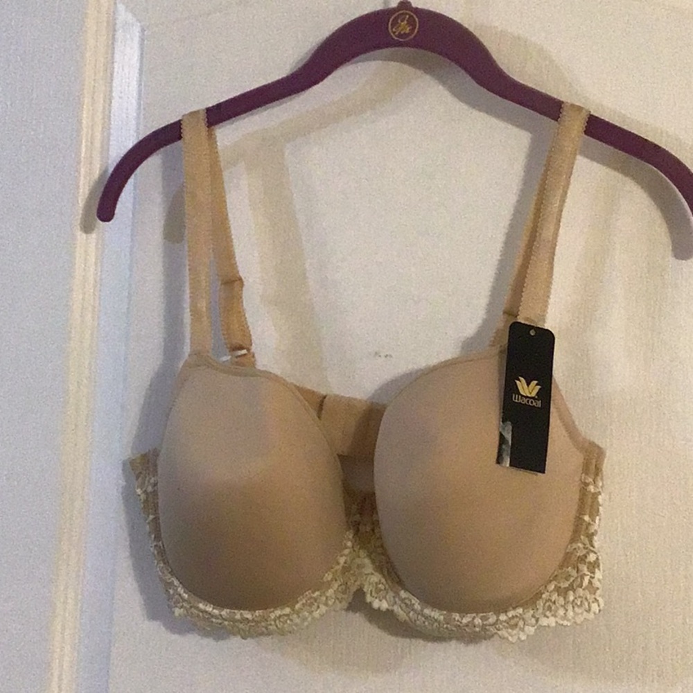 Wacoal Embrace Lace Contour Underwire Bra 38D NWT
